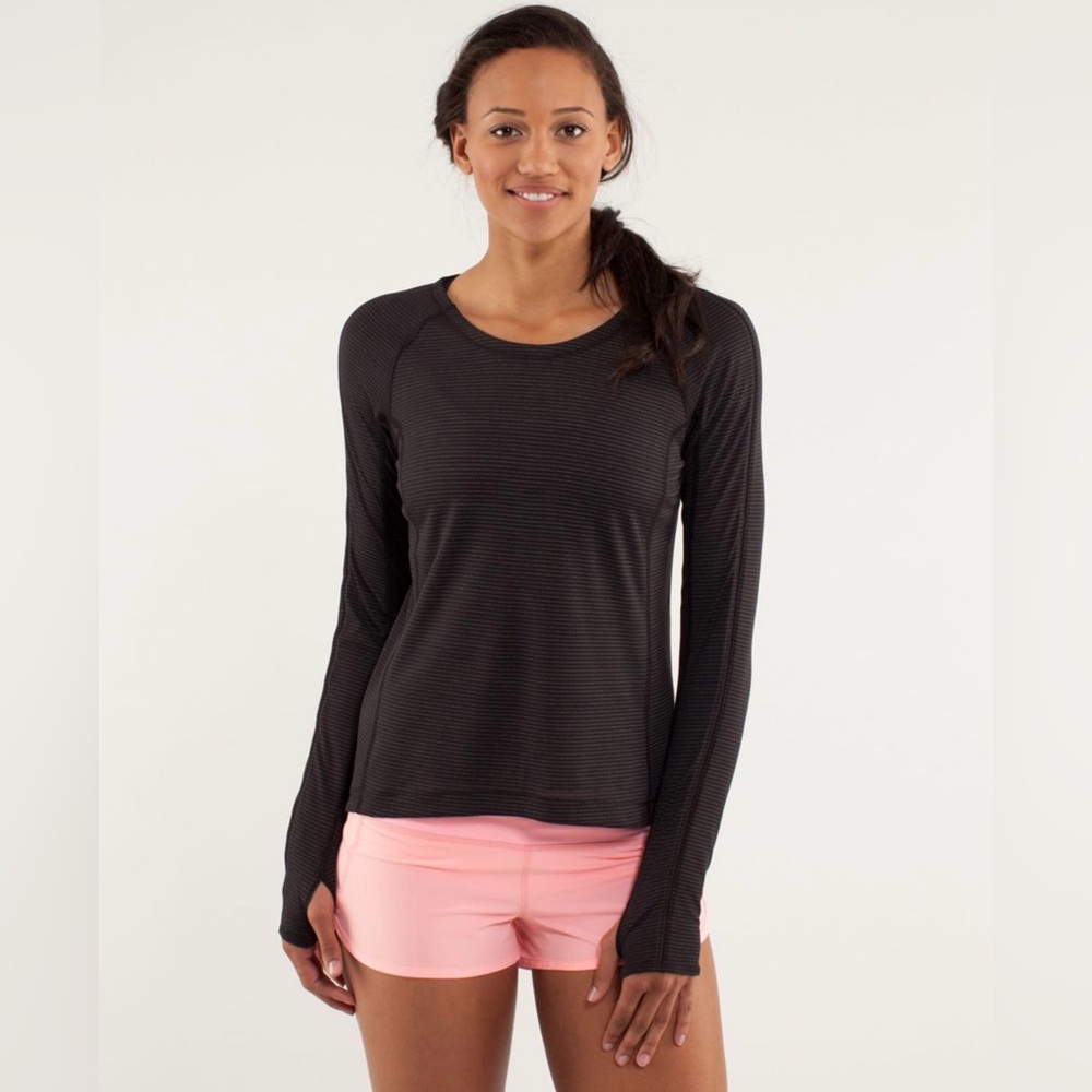 Lululemon Run: Silver Lining Long Sleeve Size 6